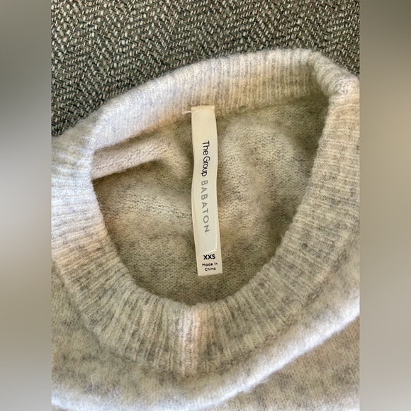 Aritzia The Group Babaton Thurlow Sweater Women’s Size XXS - Picture 5 of 7